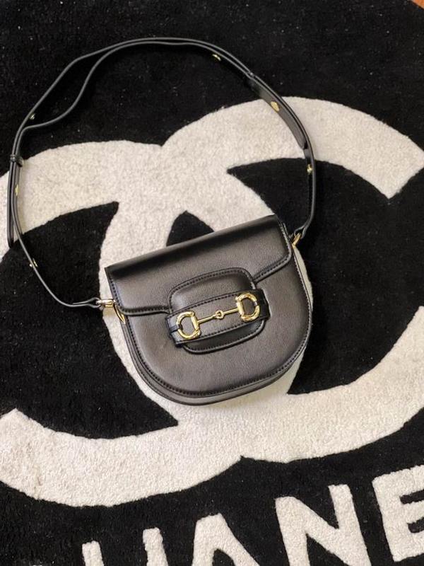 Gucci Handbags 95